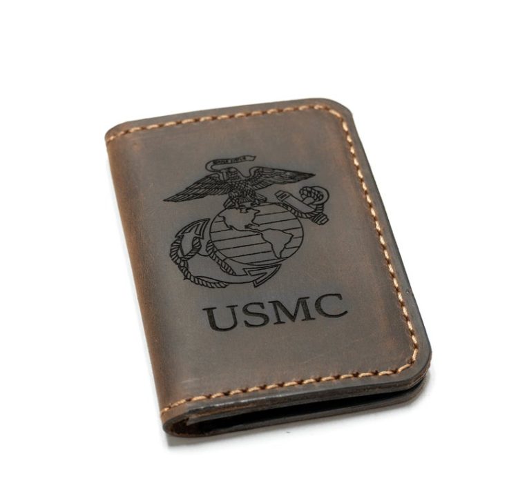 Order Marine Corps gifts for men they will enjoy all year. This USMC mens wallet is one they will enjoy everyday.