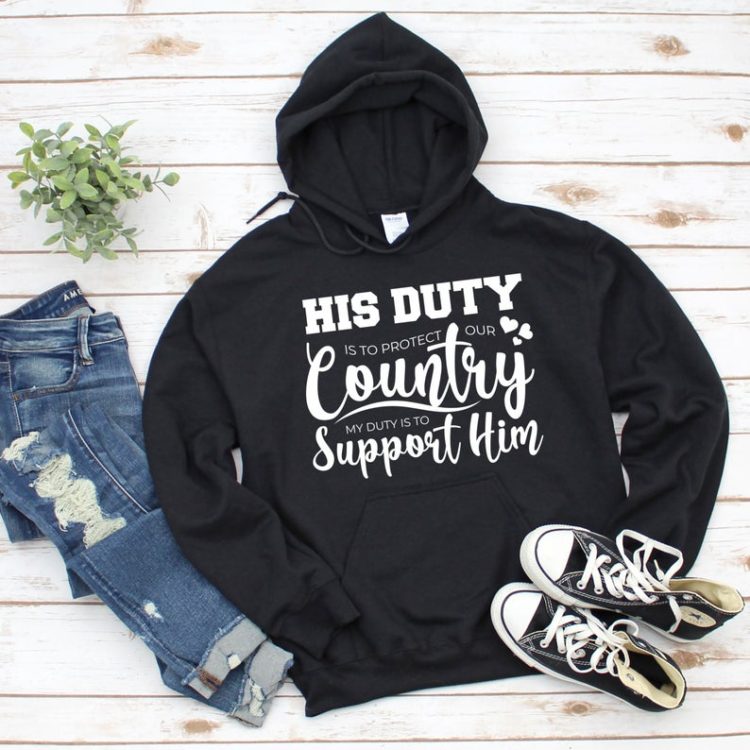 This Marine Mom sweatshirt is perfect for the proud USMC Mom as a boot camp graduation gift.